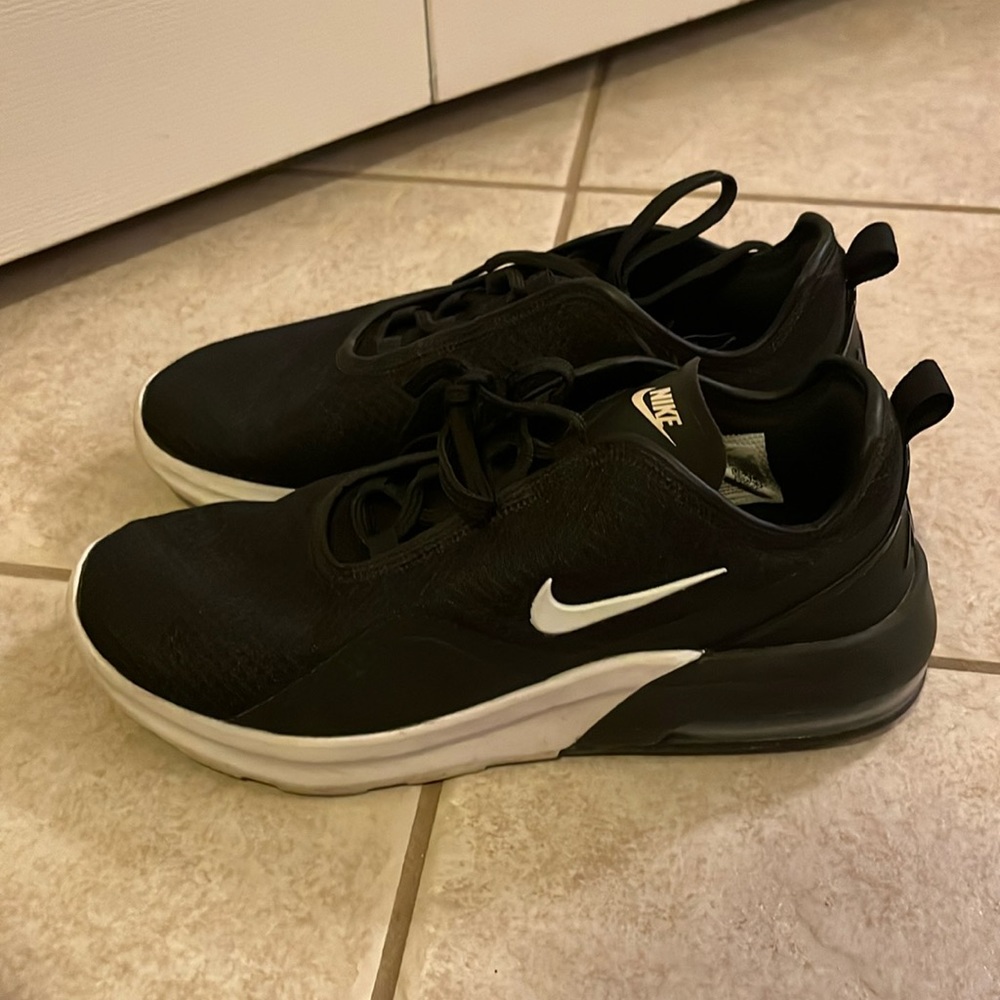 Nike Air shoes. Women’s 10